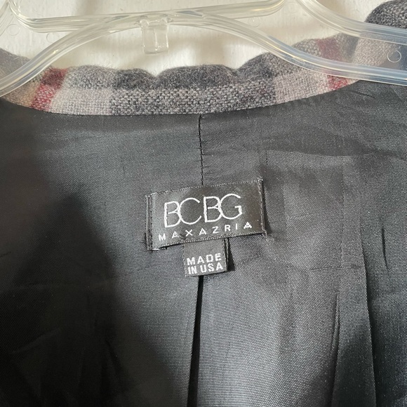 🧥 BCBGMaxAzria Plaid Trench Coat - Picture 2 of 3